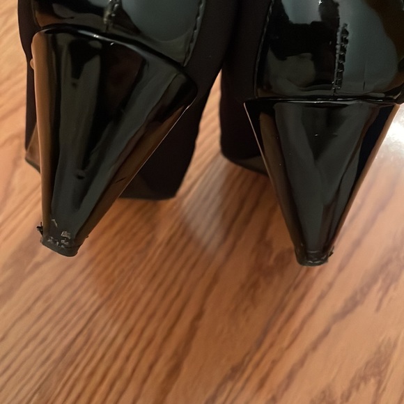 Closed Toe Black Wedges - Picture 5 of 5